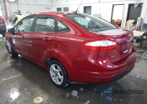 2015 Ford Fiesta Se z USA, uszkodzony, nr VIN 3FADP4BJ8FM126824